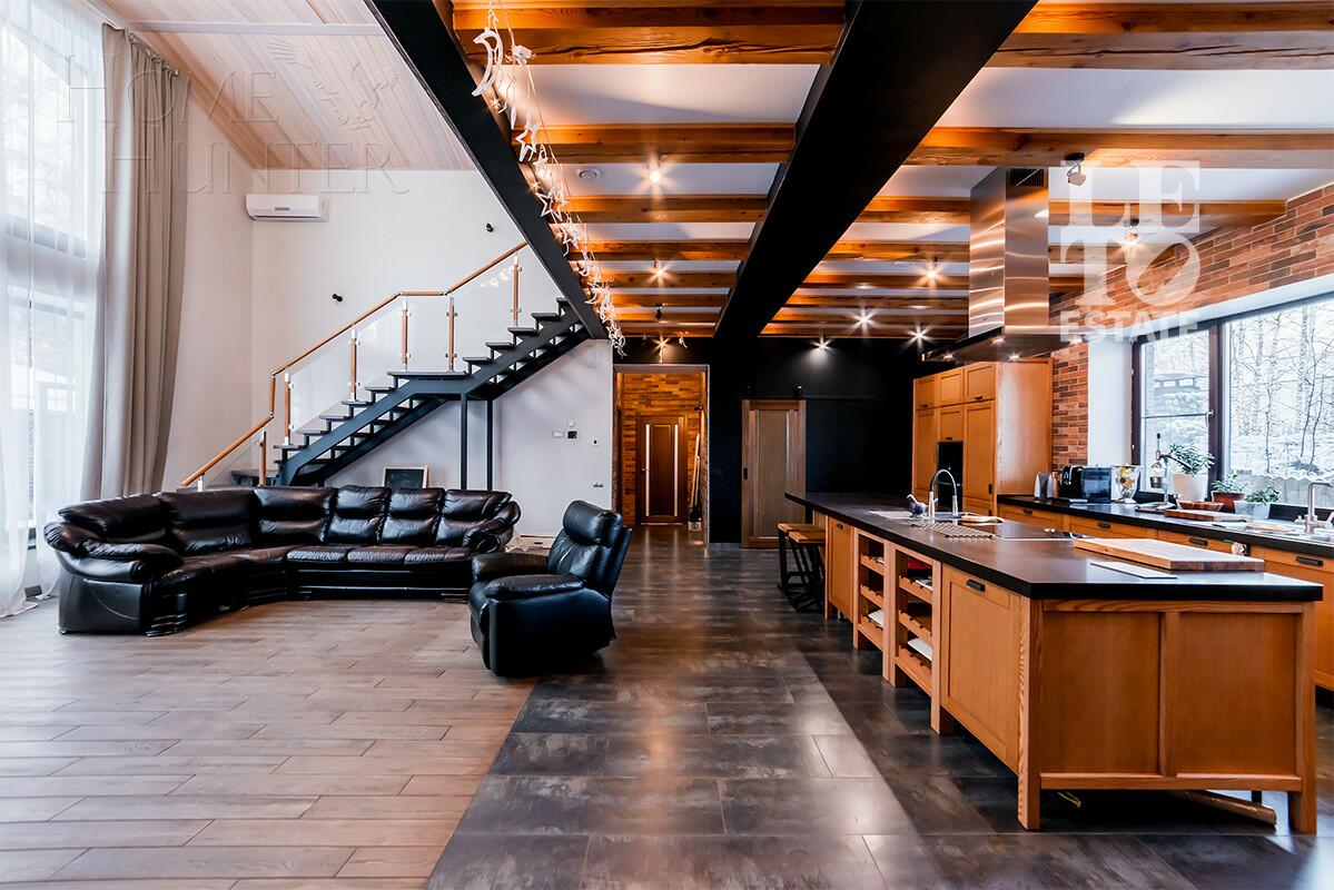 2-этажный коттедж 302 м² с отделкой