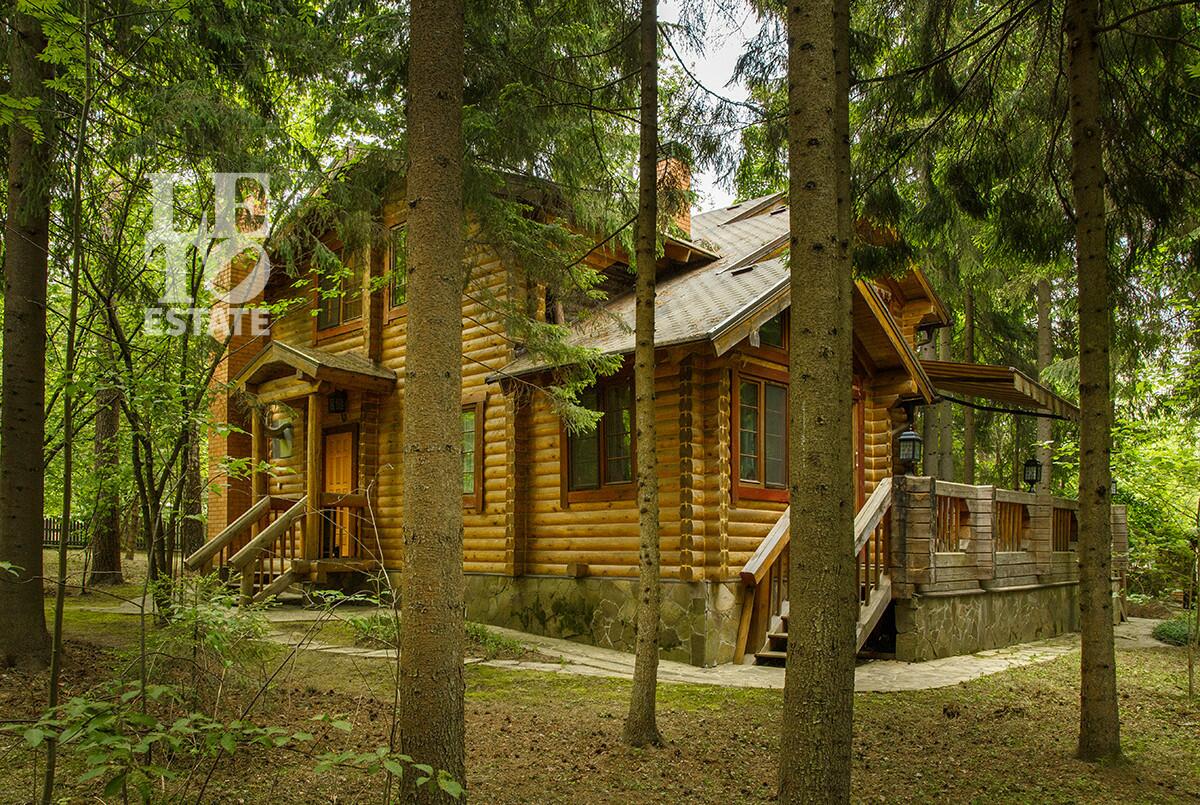 2-этажный коттедж 215.4 м² с отделкой