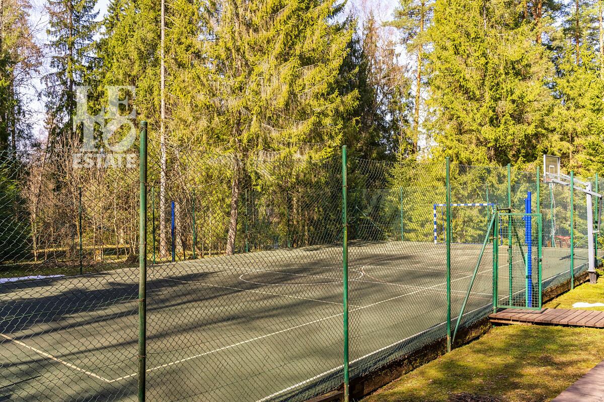 2-этажный коттедж 219 м² с отделкой