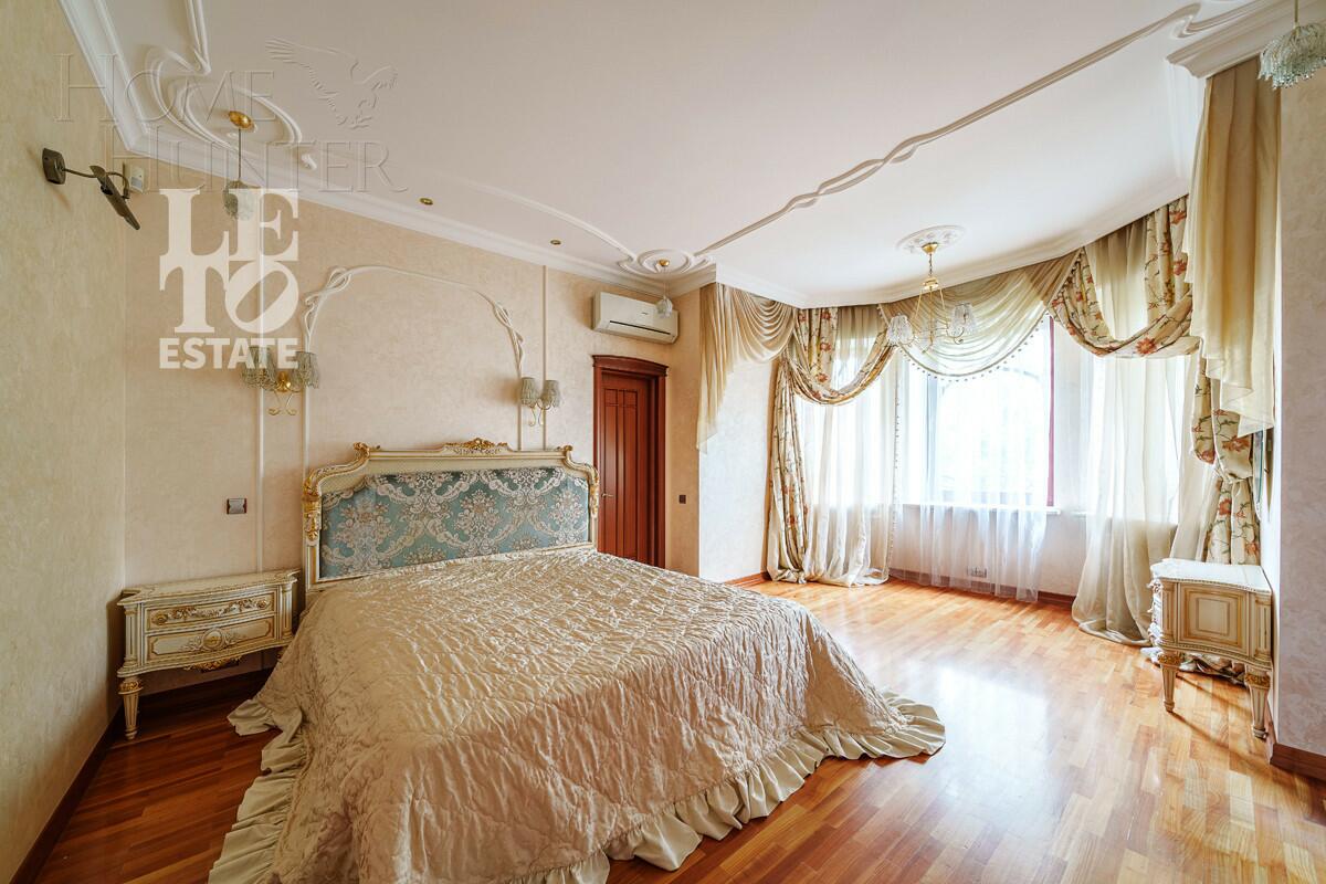 2-этажный коттедж 450 м² с отделкой