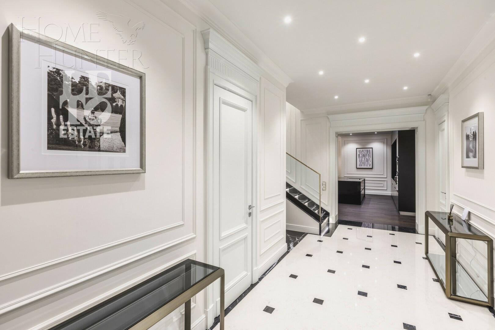 2-этажный коттедж 961 м² с отделкой