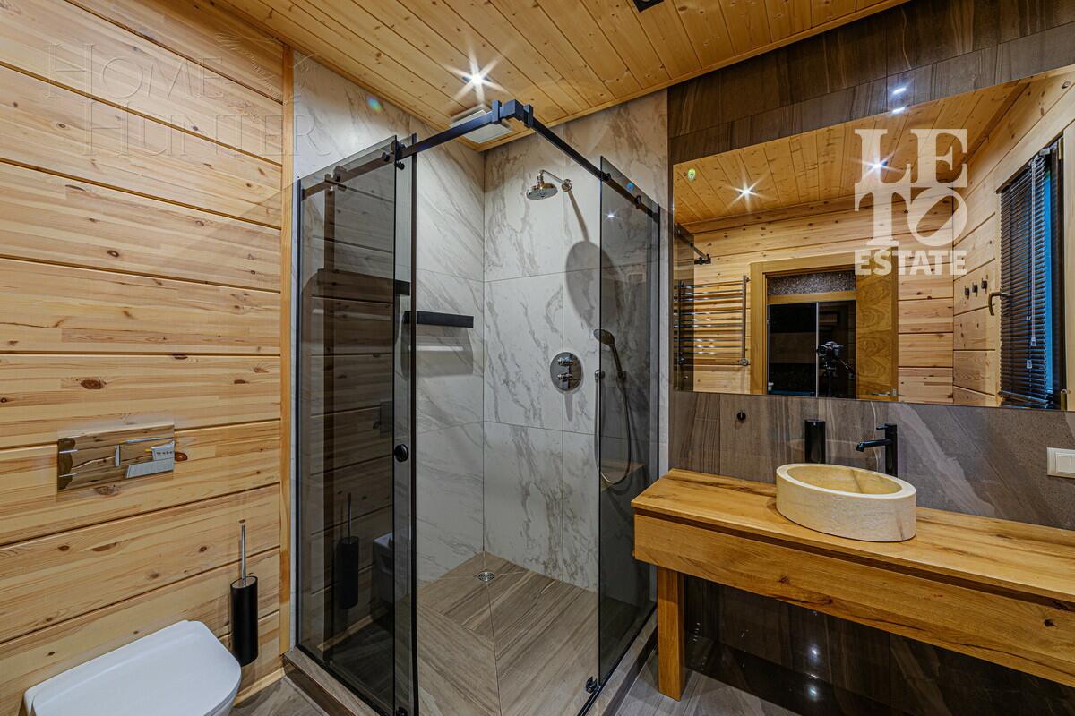 2-этажный коттедж 360 м² с отделкой