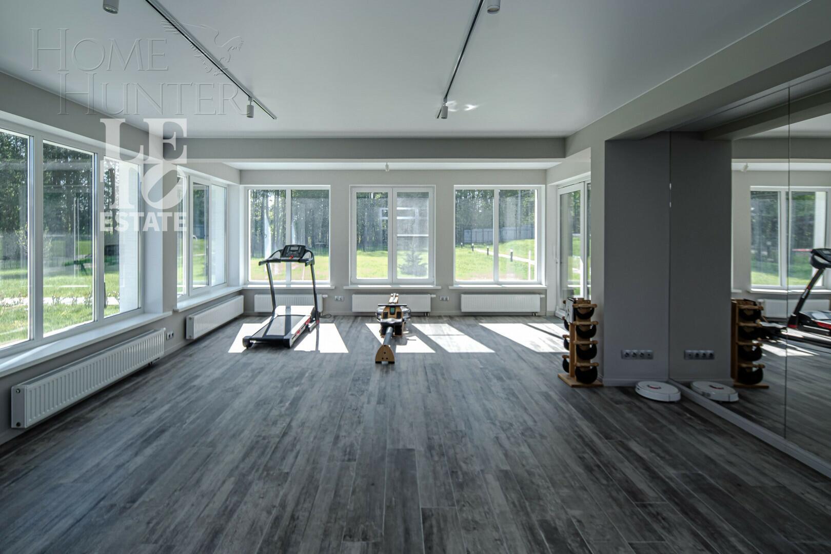 3-этажный коттедж 422 м² с отделкой