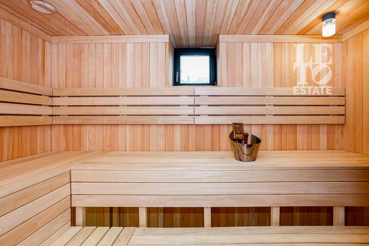 2-этажный коттедж 302 м² с отделкой