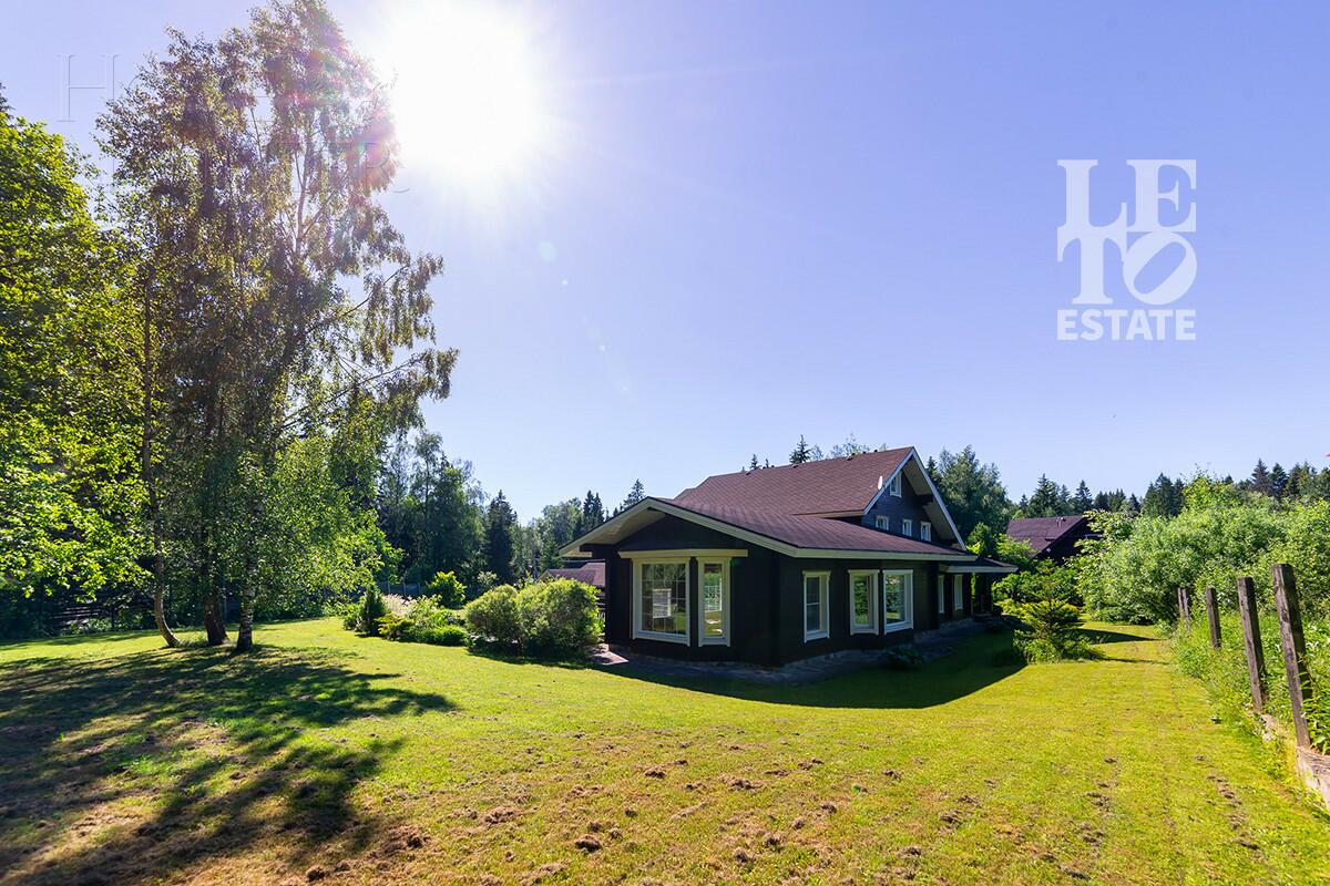 2-этажный коттедж 350 м² с отделкой