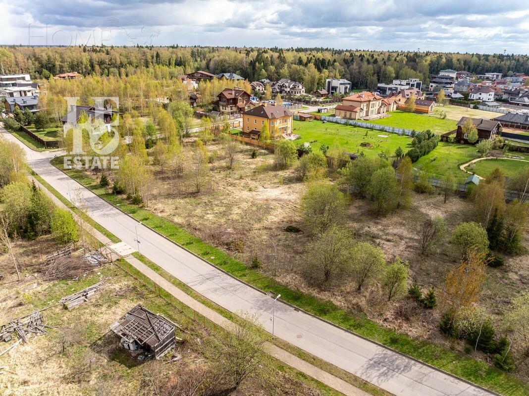 Участок 110.82 сот. в охраняемом поселке