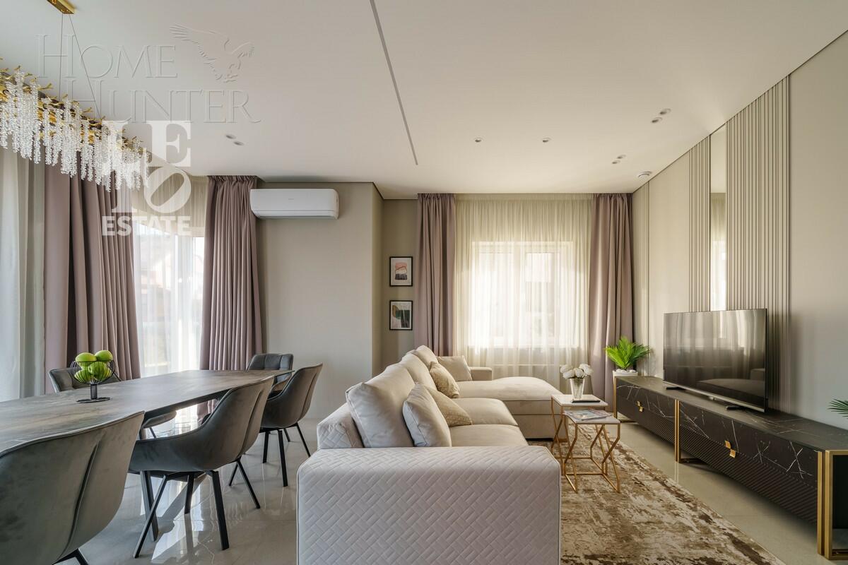 2-этажный коттедж 242.4 м² с отделкой