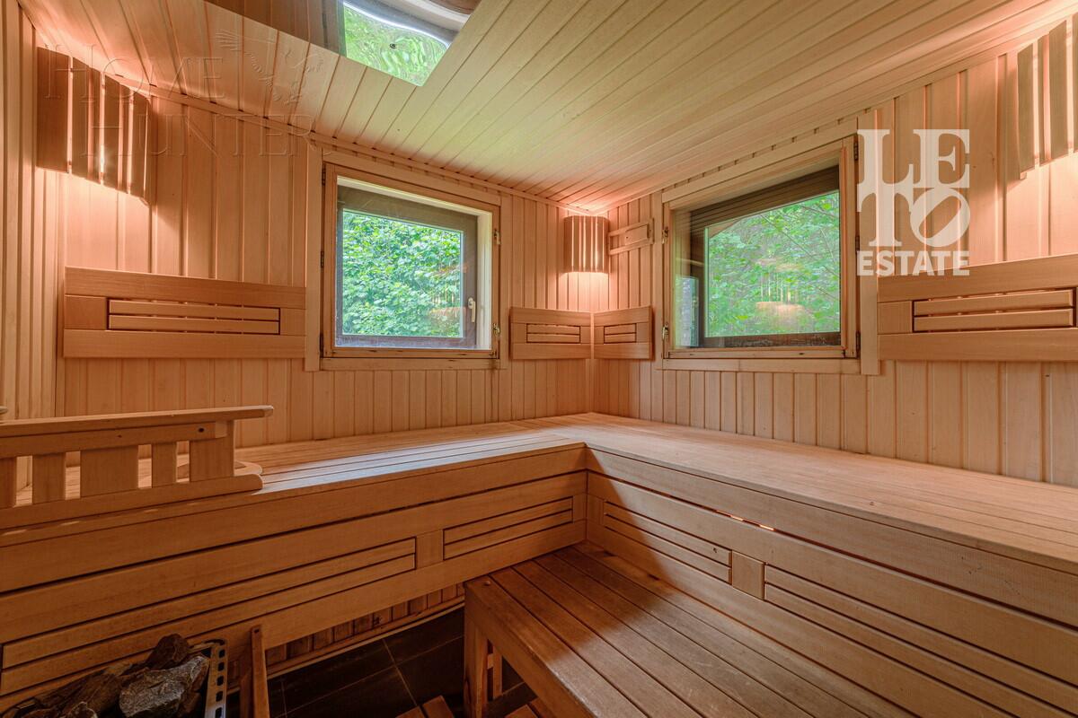 2-этажный коттедж 360 м² с отделкой