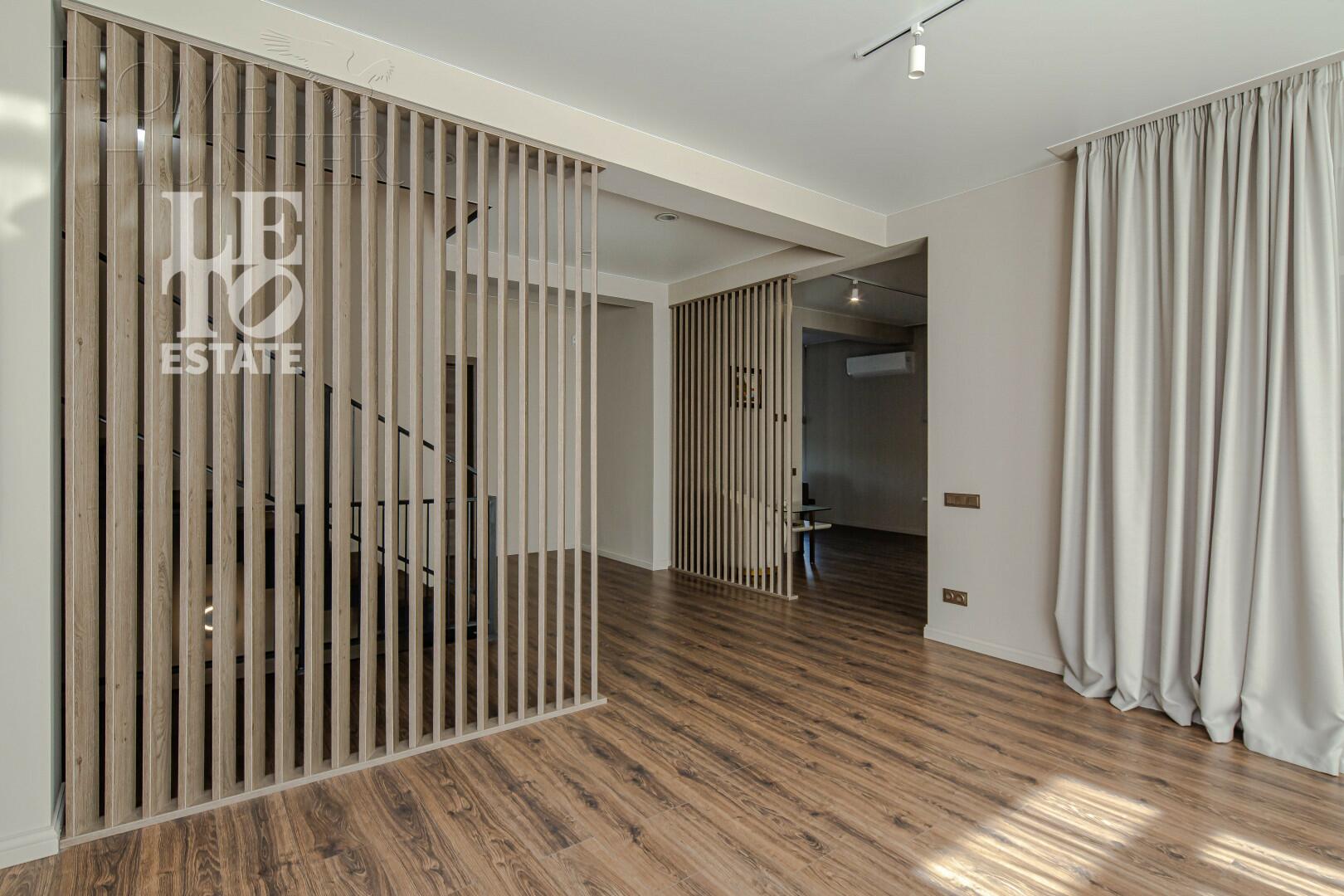 3-этажный коттедж 422 м² с отделкой