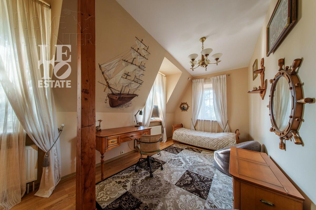 3-этажный коттедж 475 м² с отделкой