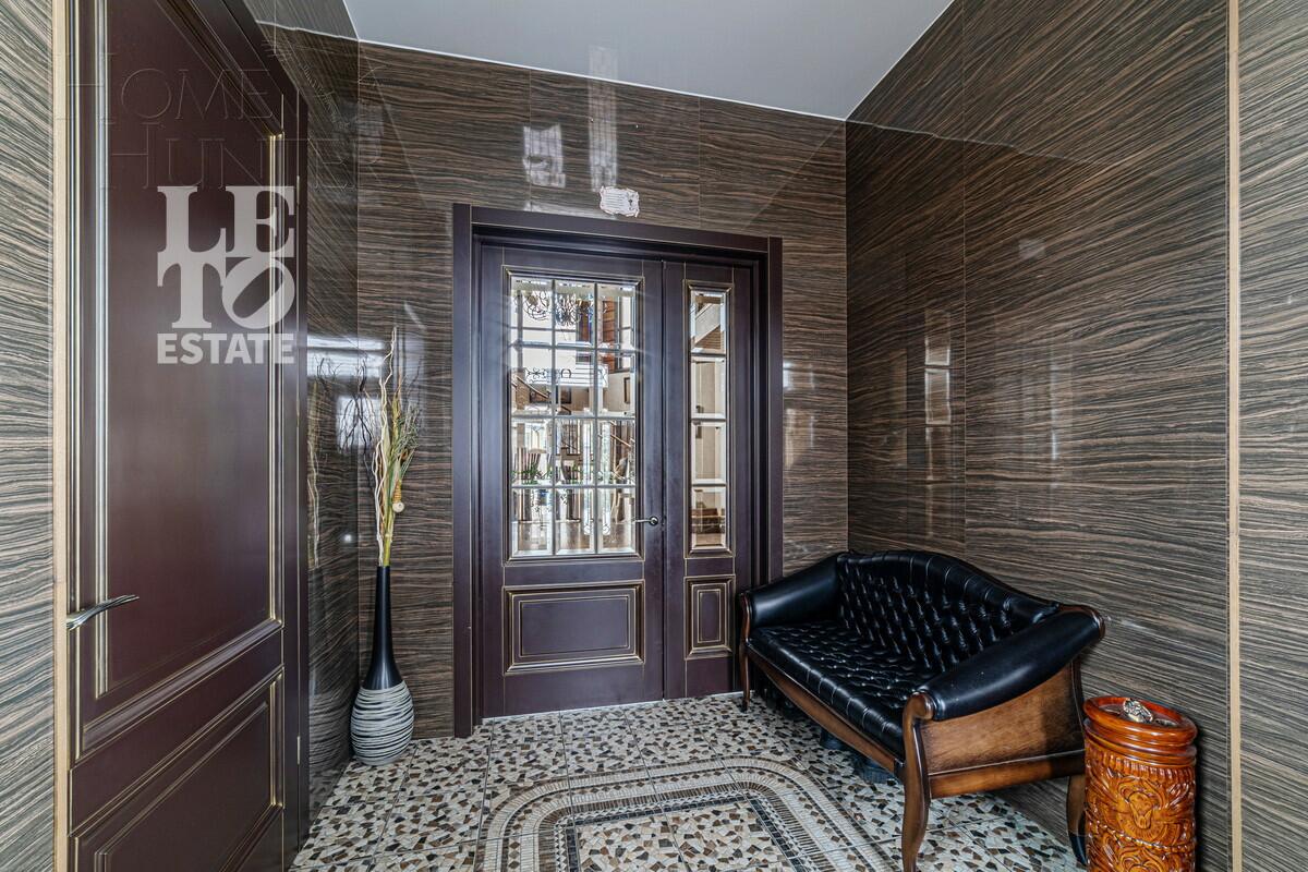 2-этажный коттедж 800 м² с отделкой