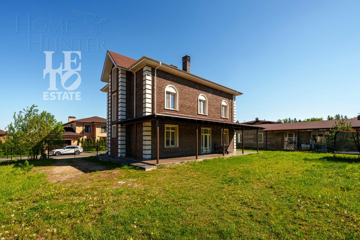 2-этажный коттедж 528.9 м² с отделкой