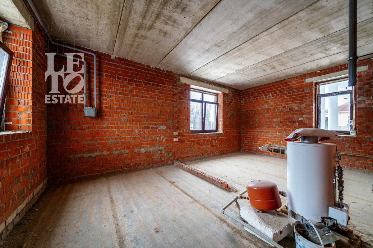 2-этажный коттедж 820 м² без отделки