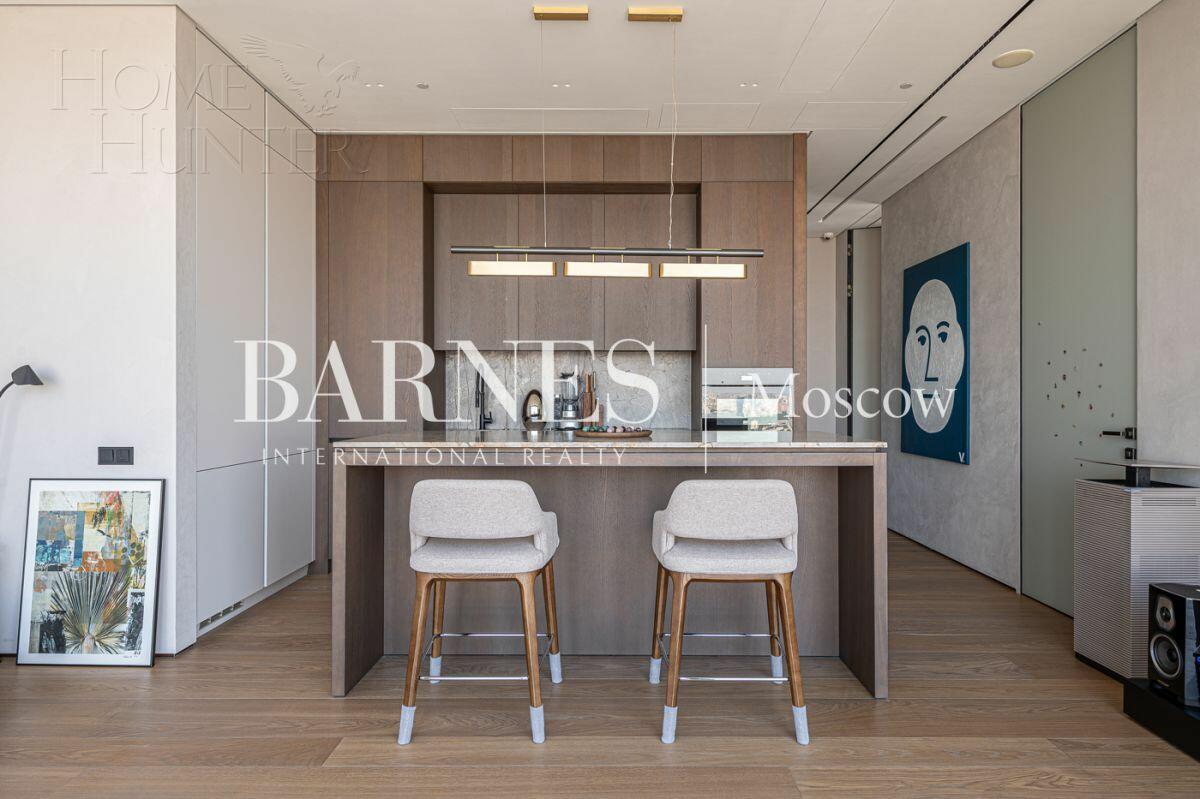 2-КОМН. АПАРТАМЕНТЫ С ОТДЕЛКОЙ 85.7 М² НА 51 ЭТАЖЕ