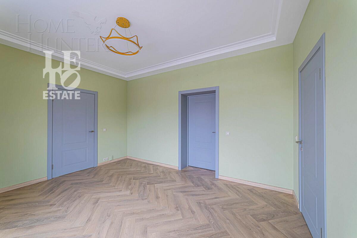 2-этажный коттедж 710 м² с отделкой