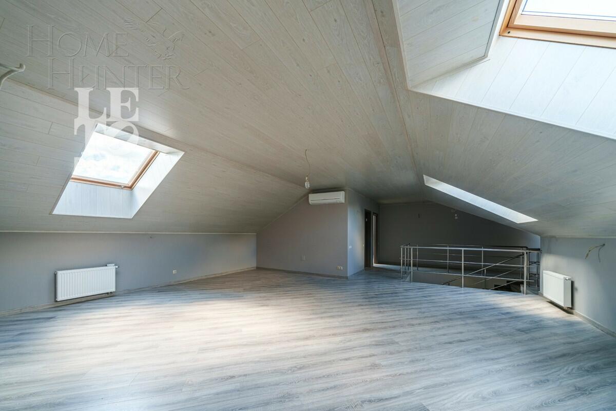 2-этажный коттедж 1 000 м² с отделкой