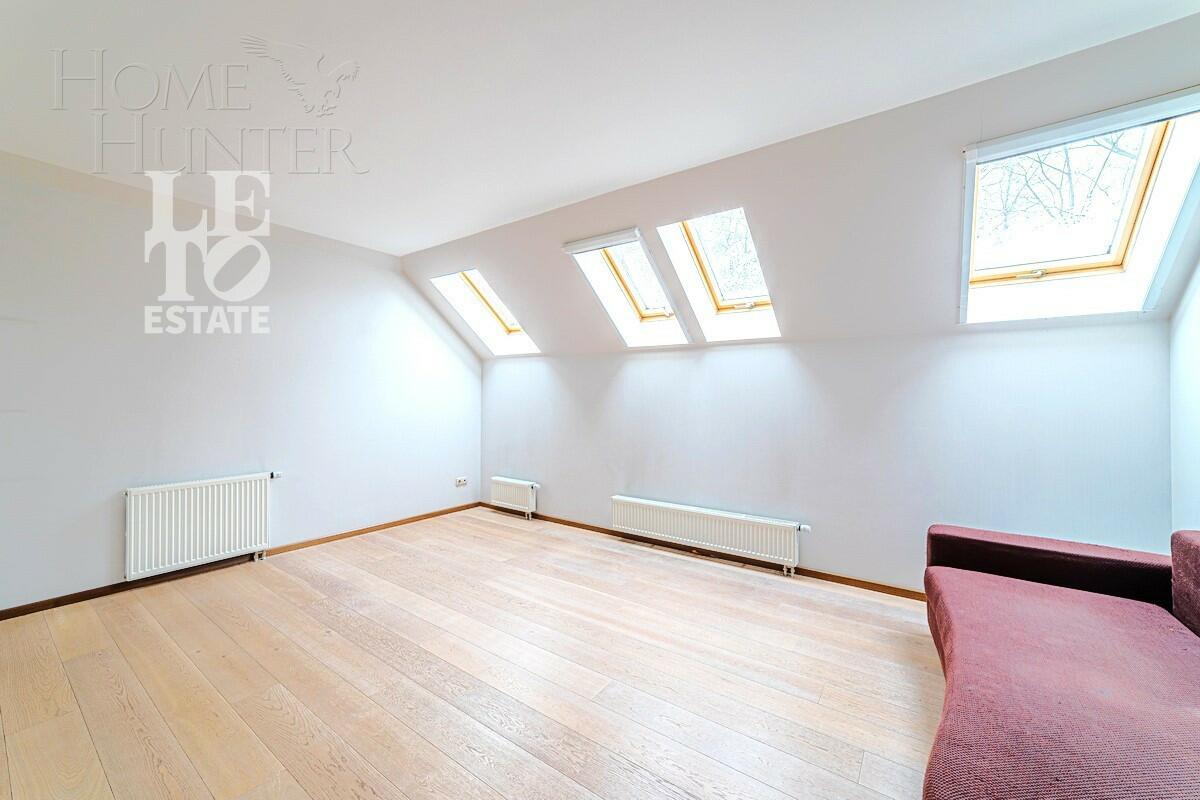 3-этажный коттедж 742 м² с отделкой