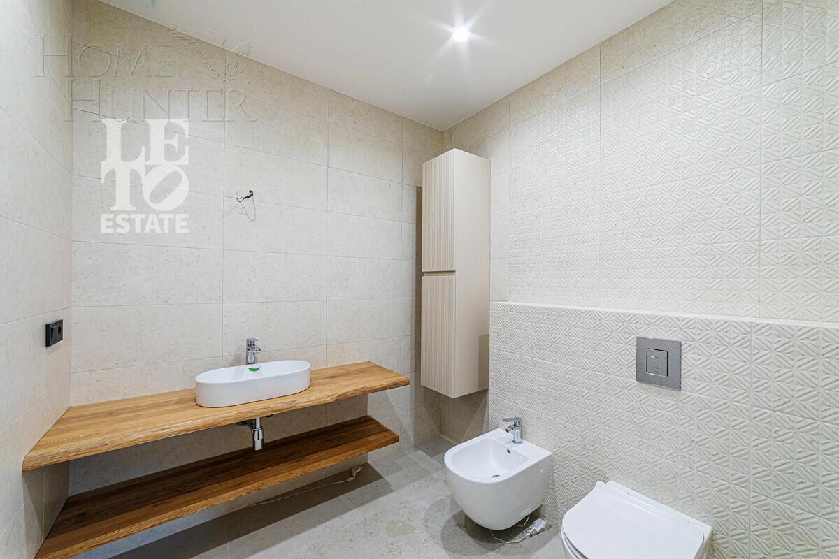 2-этажный коттедж 693 м² с отделкой