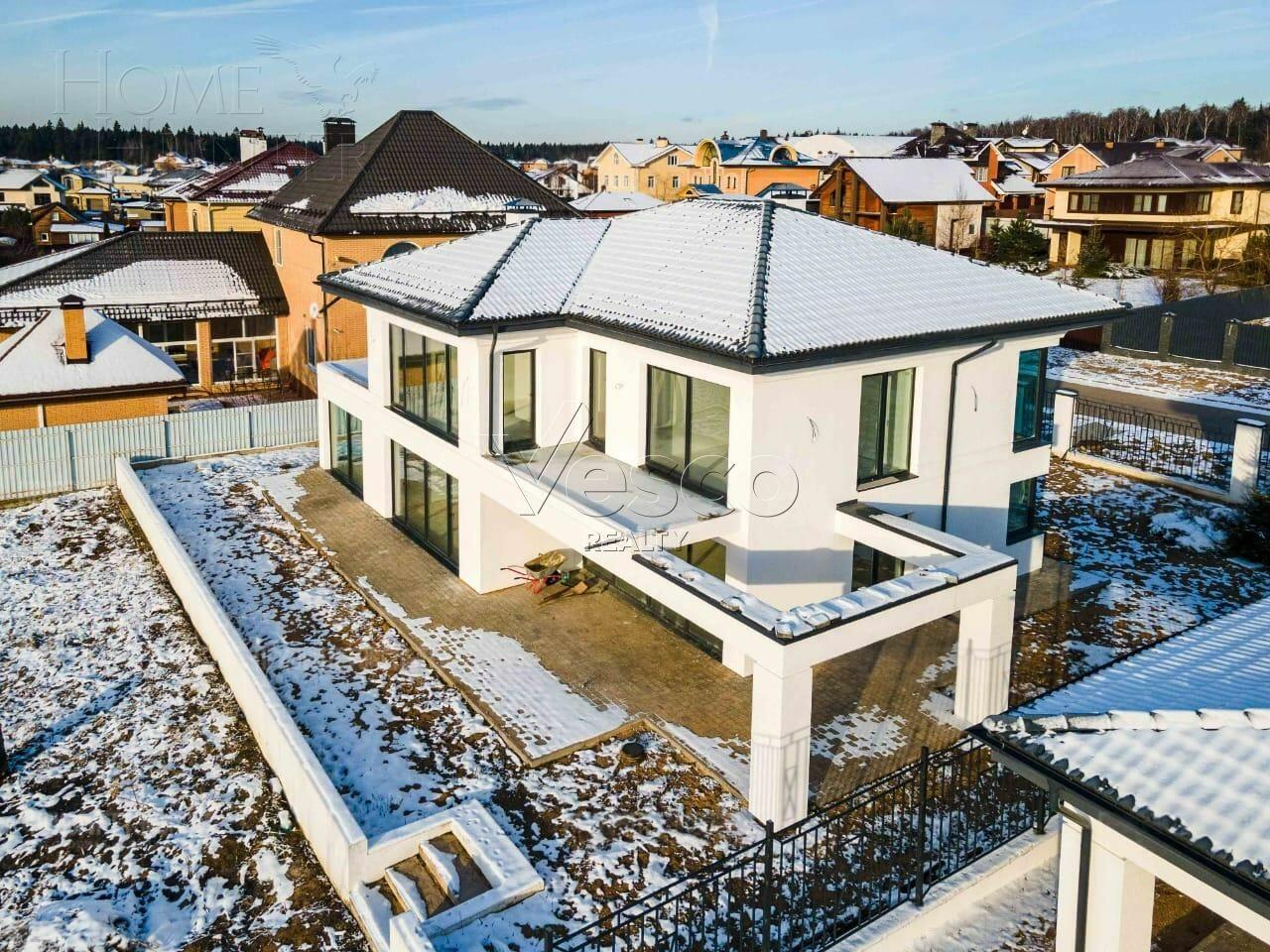 2-этажный коттедж 303 м² без отделки