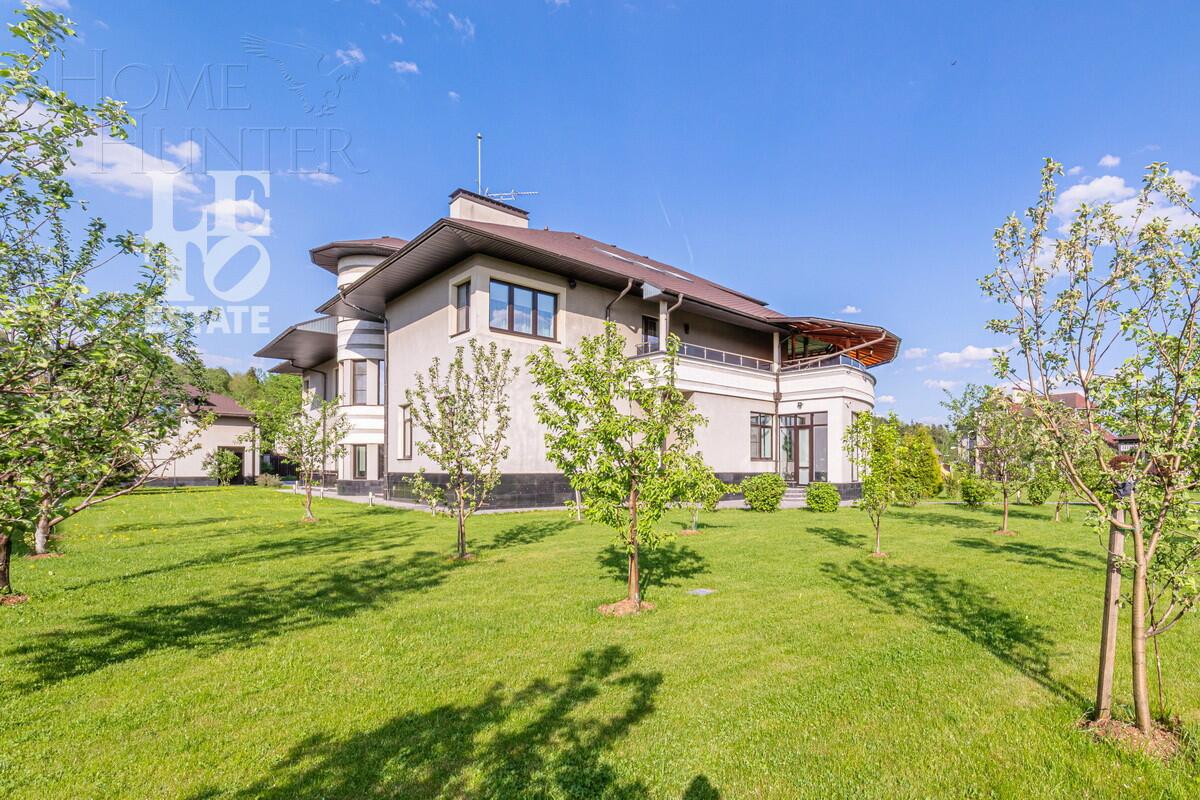 2-этажный коттедж 1 150 м² с отделкой