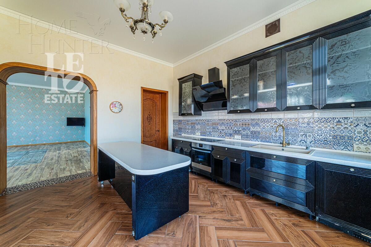 2-этажный коттедж 343.5 м² с отделкой