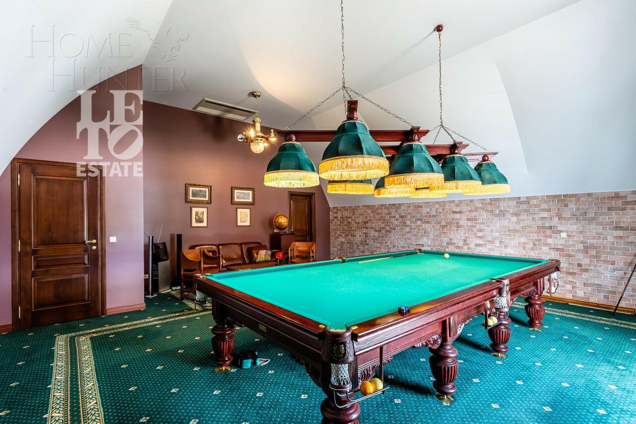 3-этажный коттедж 750 м² с отделкой