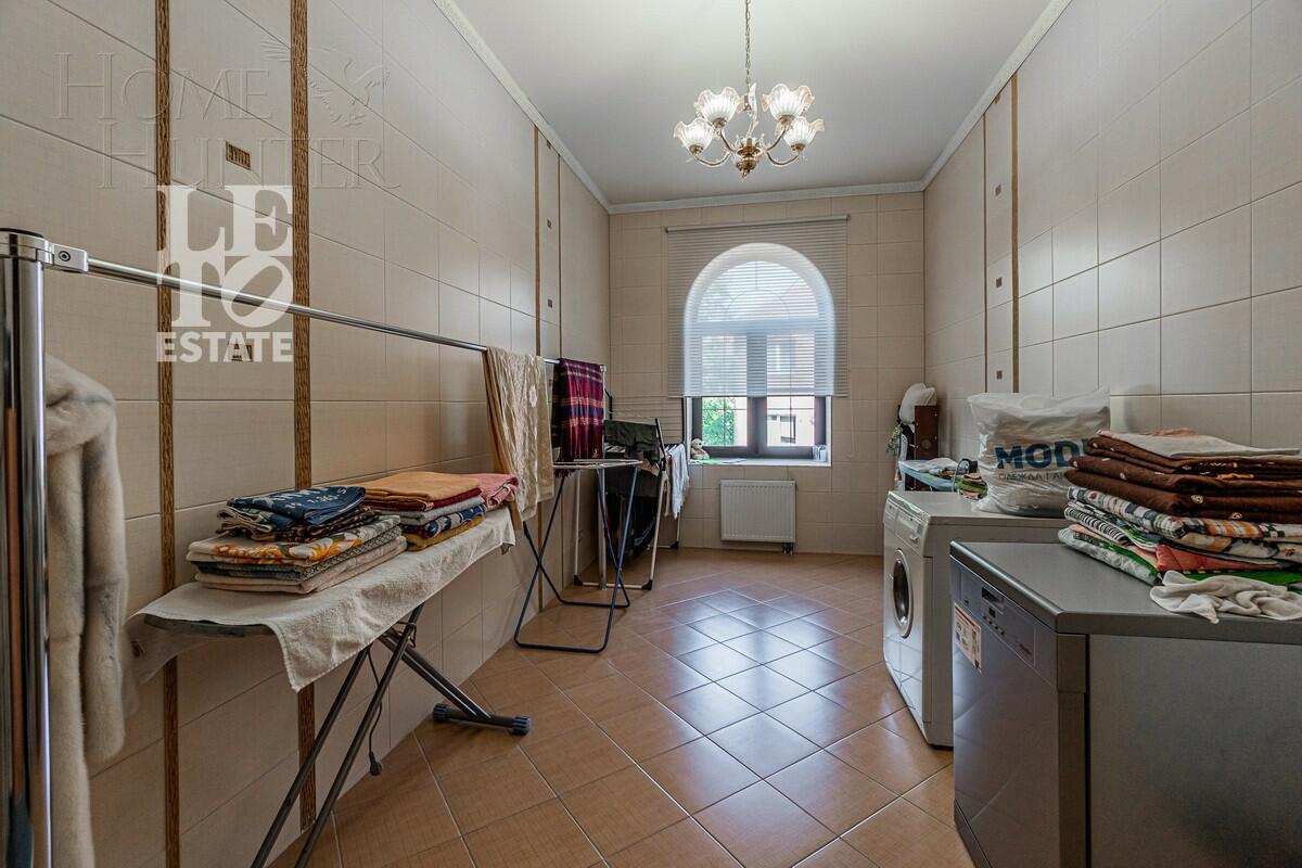 2-этажный коттедж 699.6 м² с отделкой