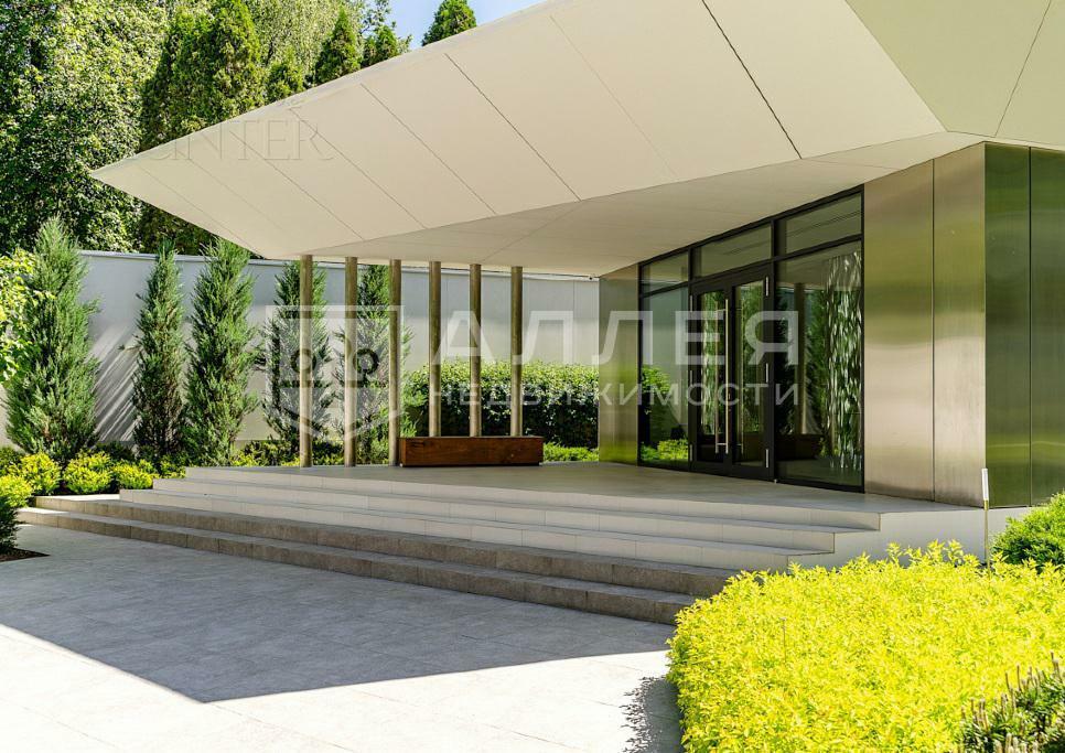 КОТТЕДЖ 620 м² с отделкой