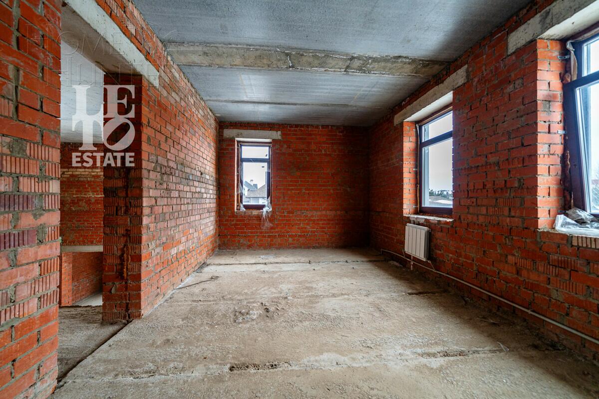 2-этажный коттедж 820 м² без отделки