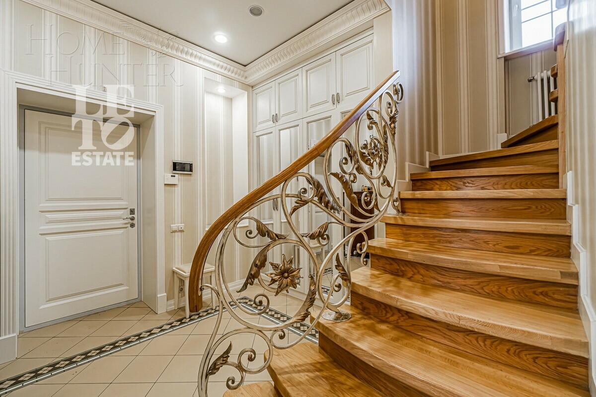 2-этажный коттедж 526 м² с отделкой