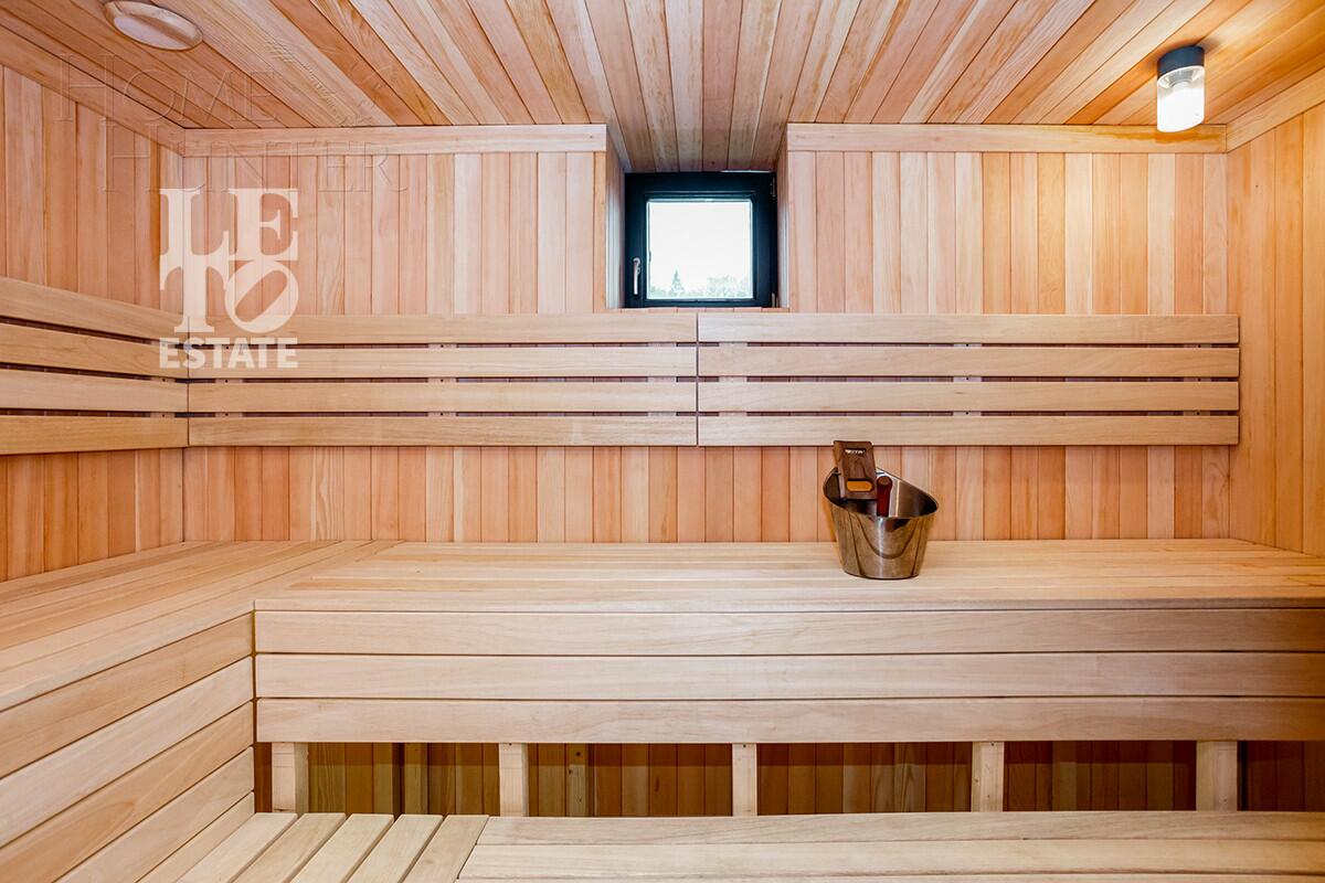 2-этажный коттедж 302 м² с отделкой