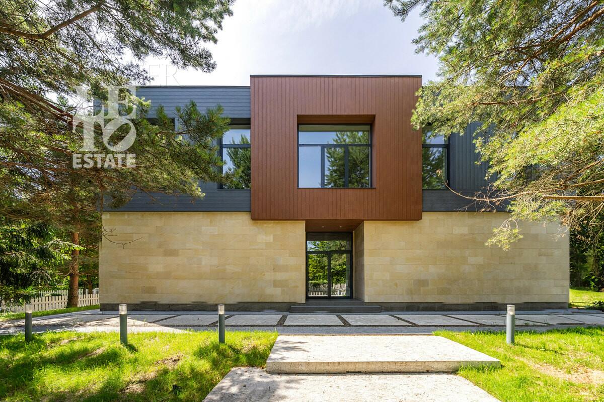 2-этажный коттедж 747 м² с отделкой