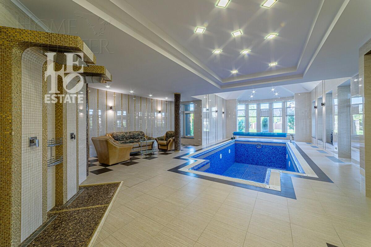 2-этажный коттедж 1 150 м² с отделкой