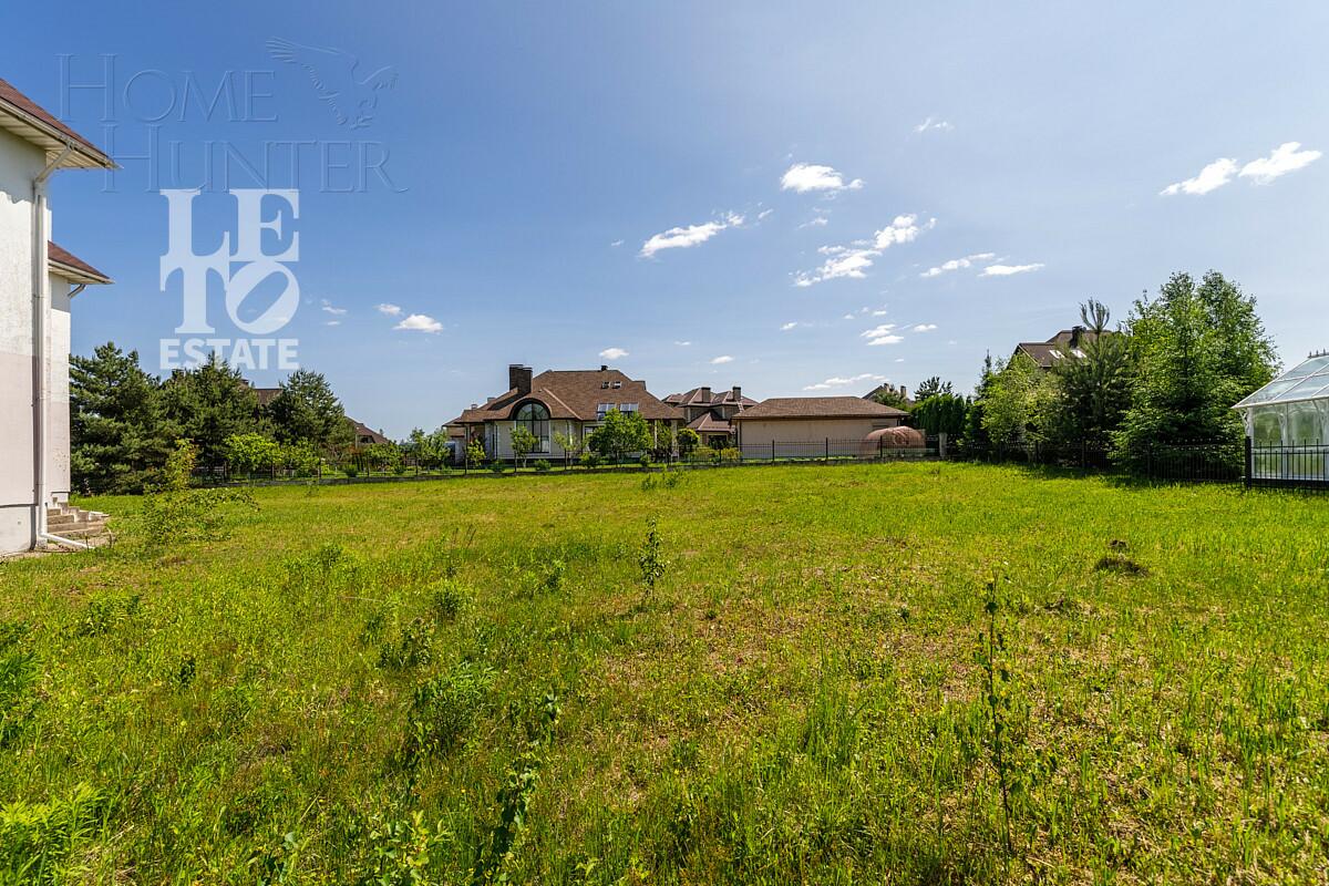 2-этажный коттедж 820 м² без отделки