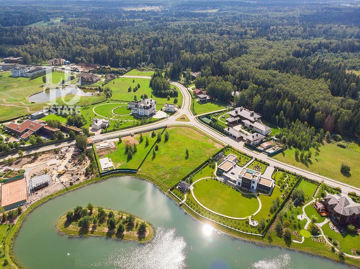 2-этажный коттедж 403 м² с отделкой