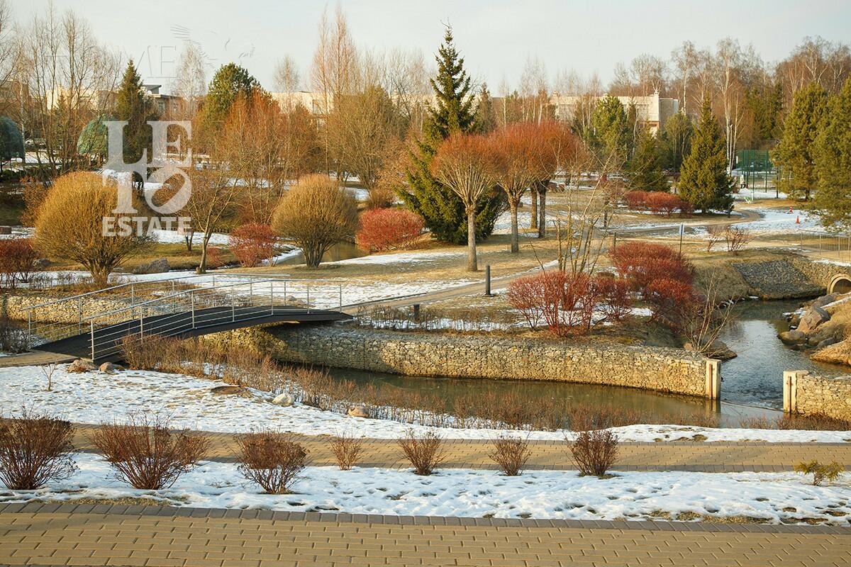 3-этажный таунхаус 264.6 м² с отделкой