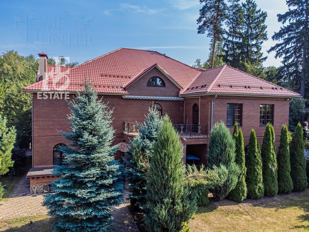 2-этажный коттедж 699.6 м² с отделкой