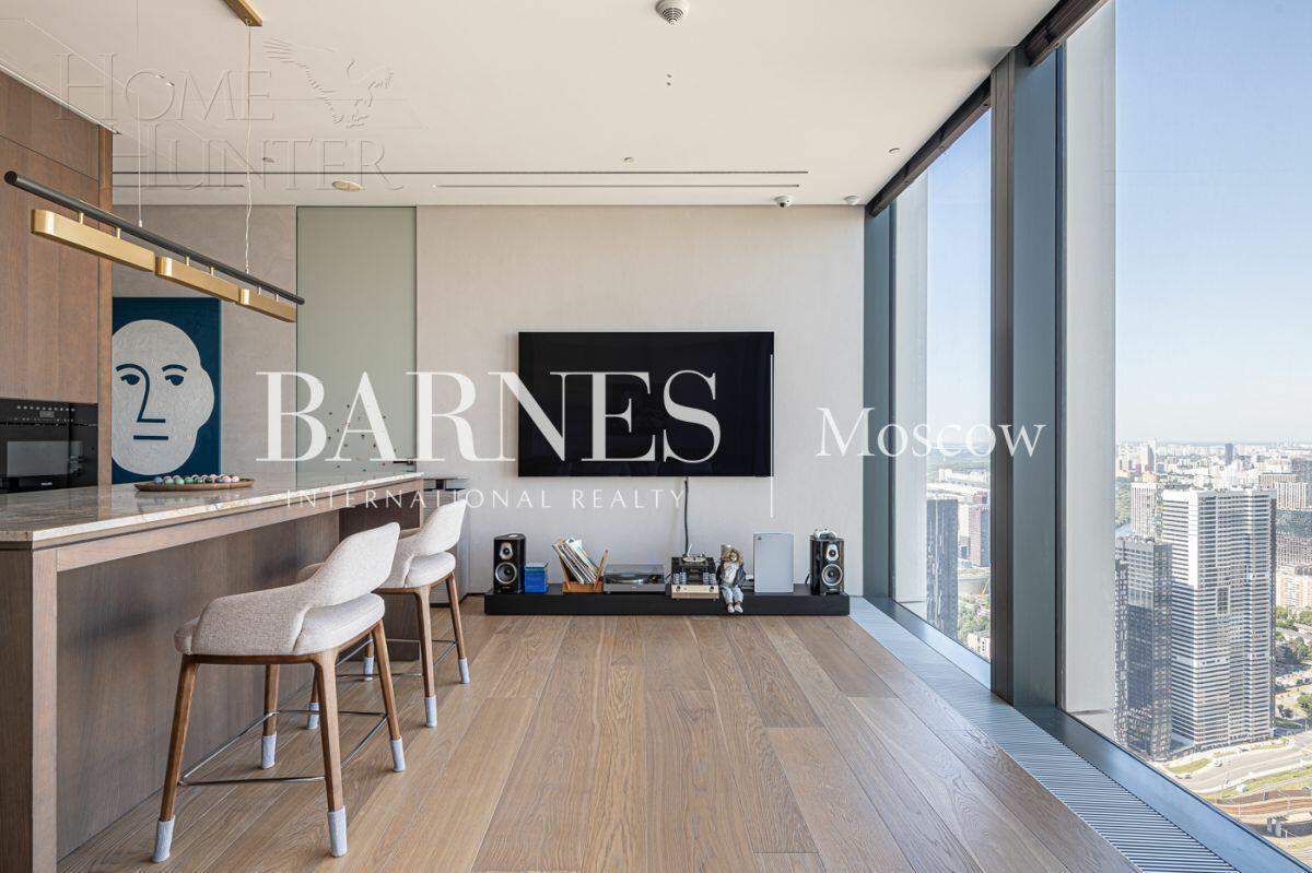 2-КОМН. АПАРТАМЕНТЫ С ОТДЕЛКОЙ 85.7 М² НА 51 ЭТАЖЕ