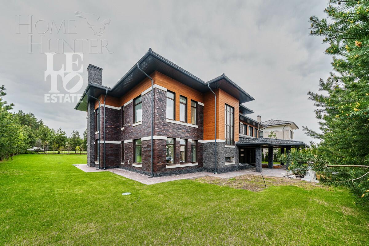 2-этажный коттедж 703 м² без отделки