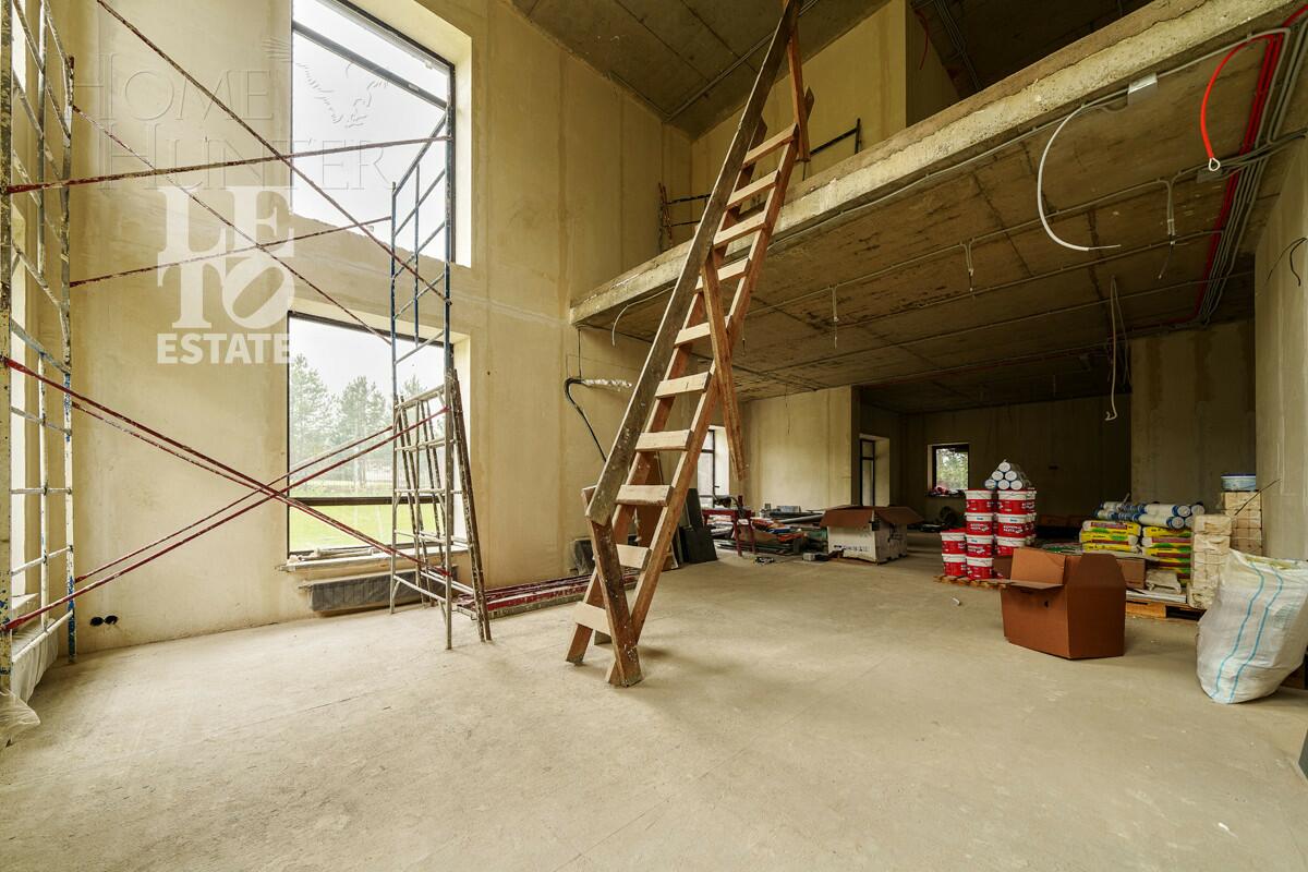 2-этажный коттедж 703 м² без отделки