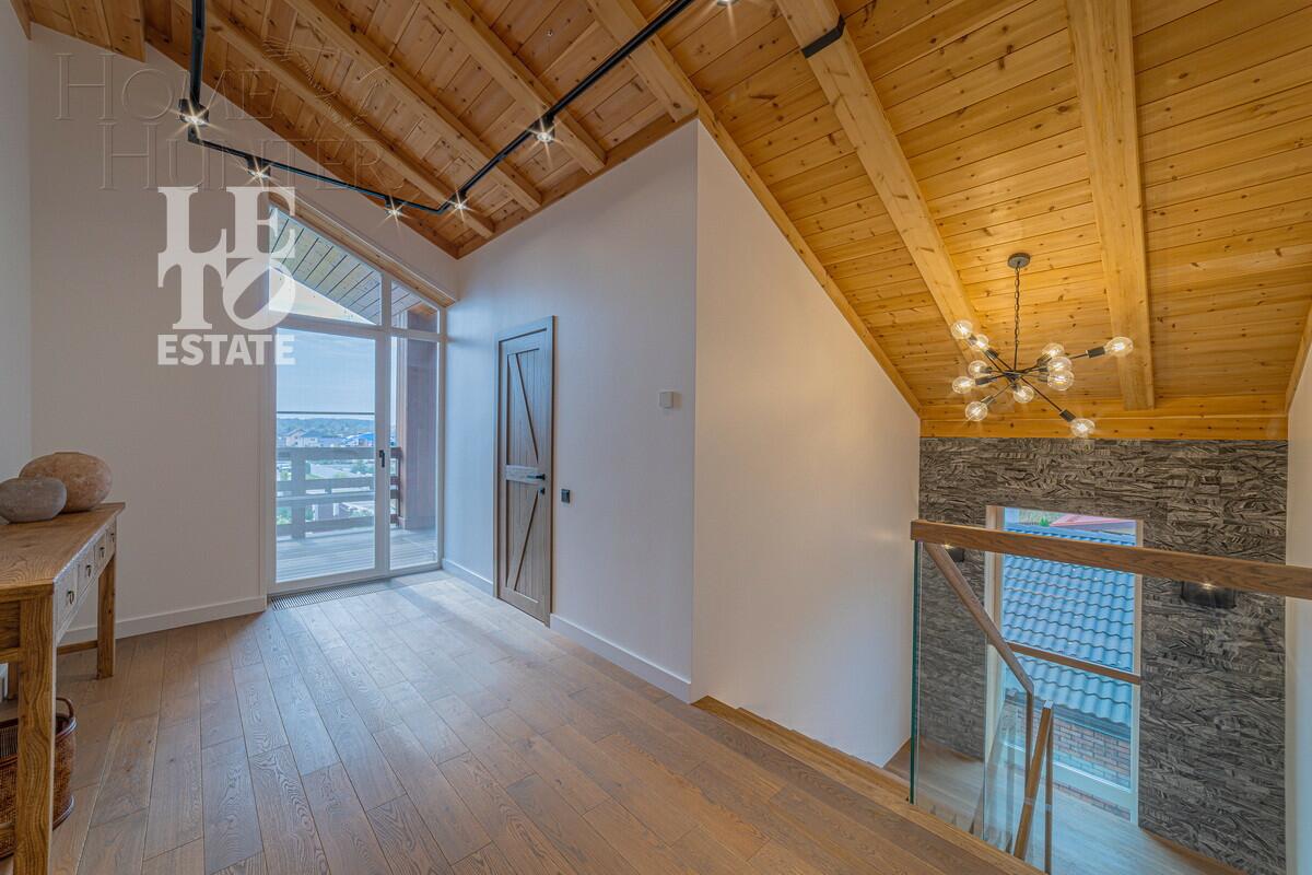 2-этажный коттедж 650 м² с отделкой