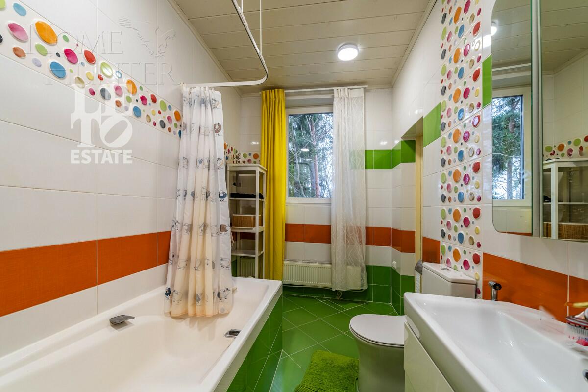 3-этажный коттедж 505 м² с отделкой