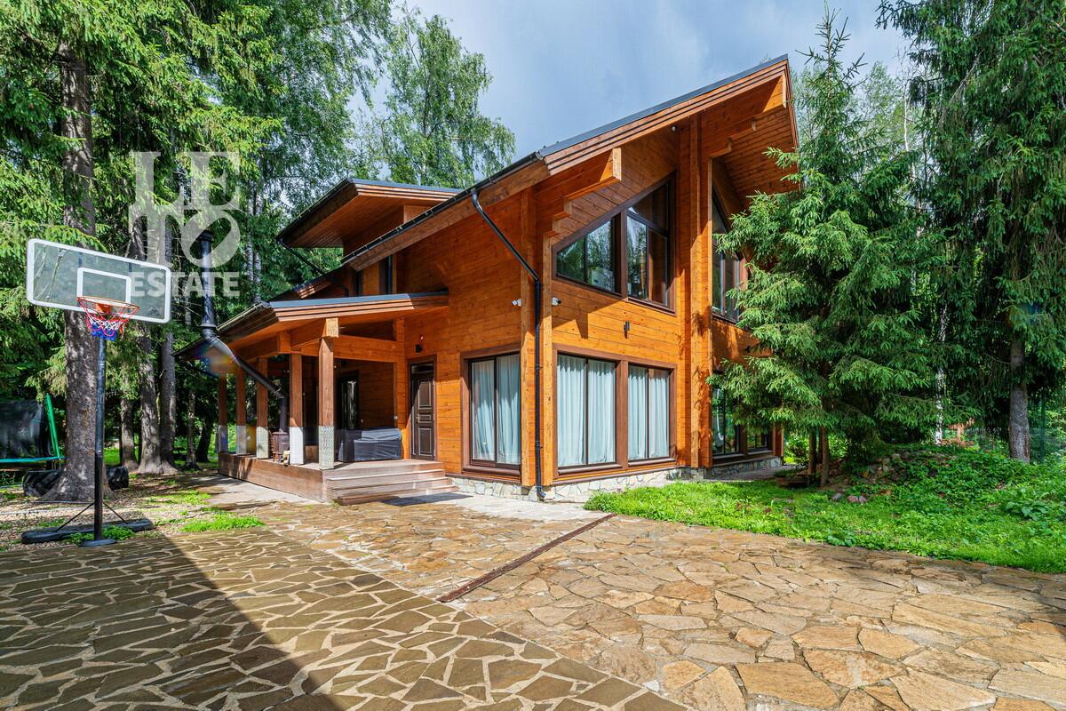 2-этажный коттедж 360 м² с отделкой