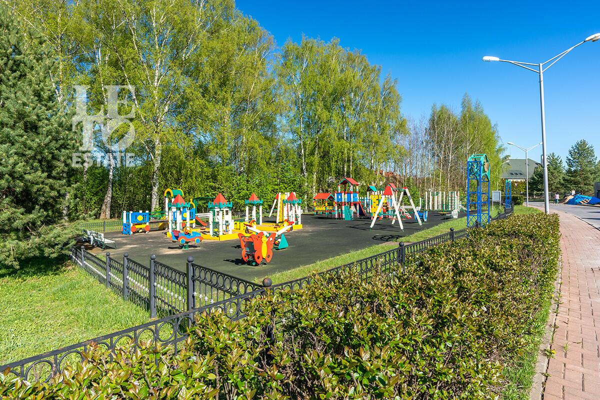 2-этажный коттедж 693 м² с отделкой