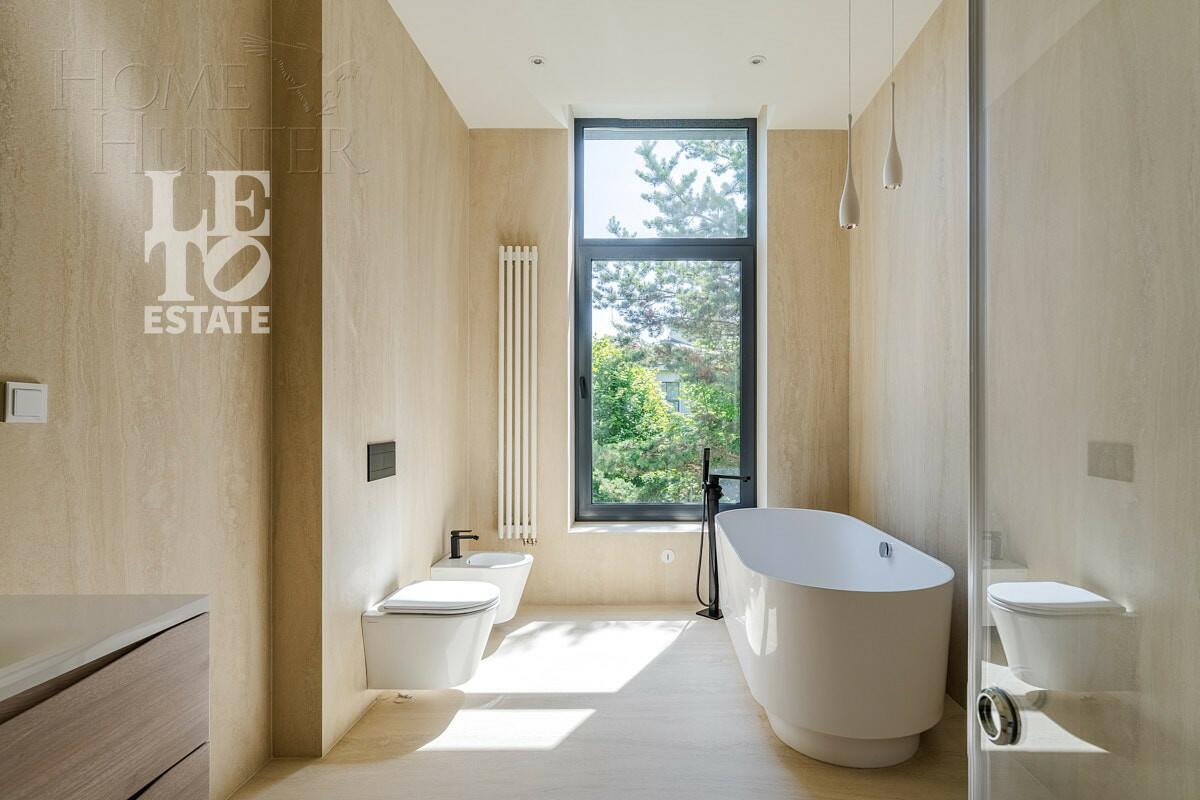 2-этажный коттедж 747 м² с отделкой