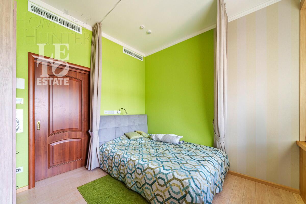 3-этажный коттедж 500 м² с отделкой