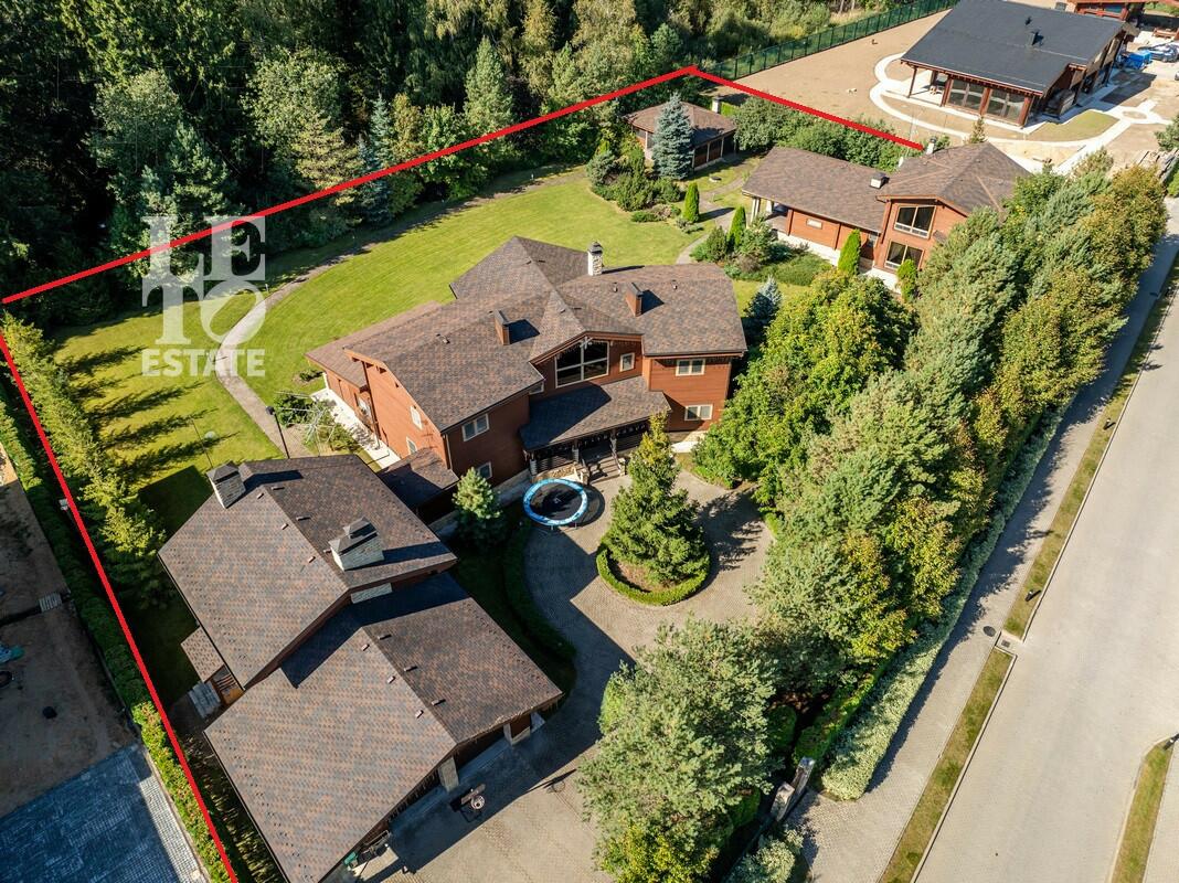 2-этажный коттедж 403 м² с отделкой