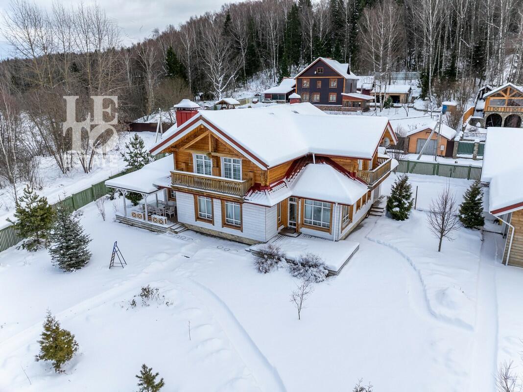 2-этажный коттедж 455 м² с отделкой