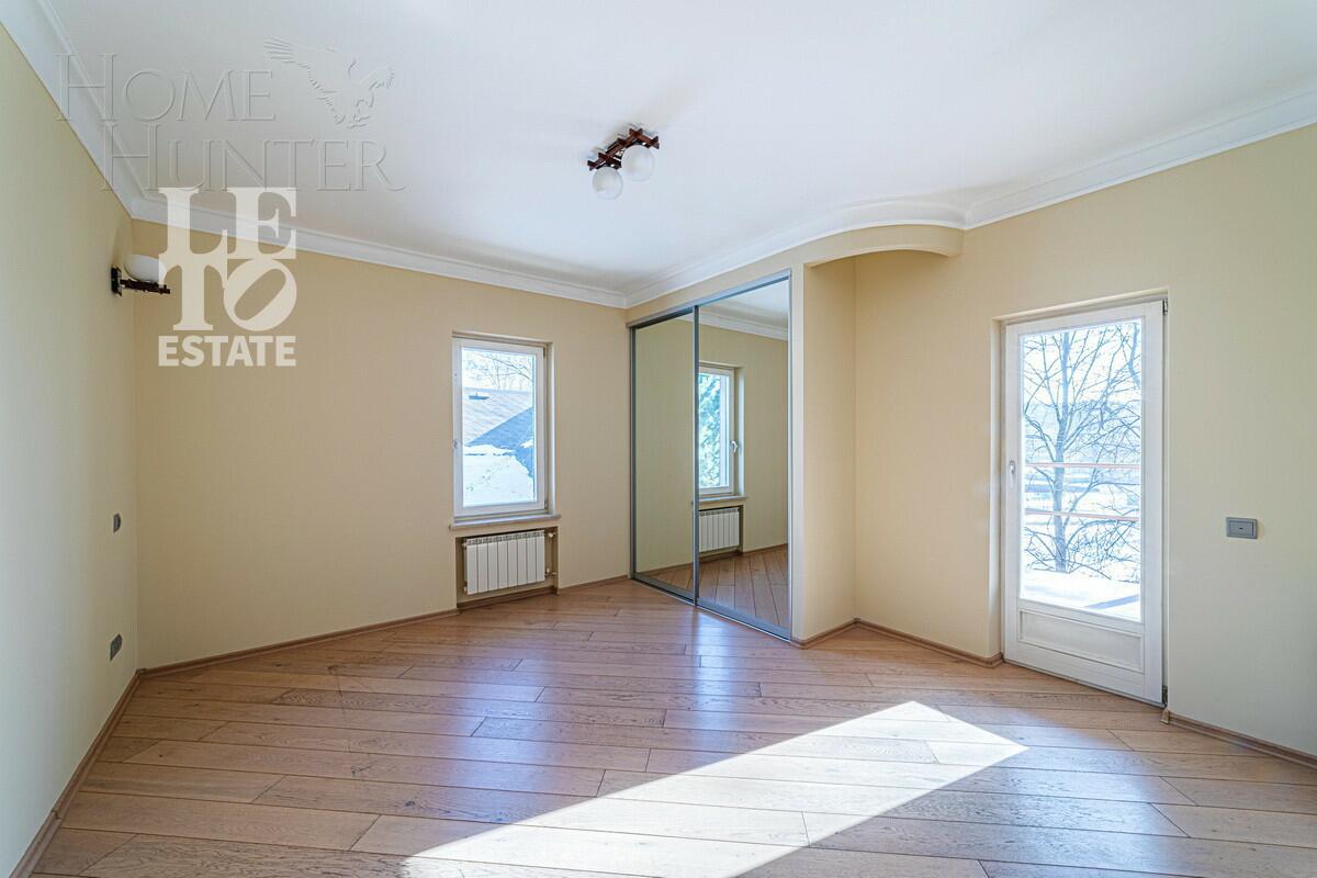 2-этажный коттедж 600 м² с отделкой