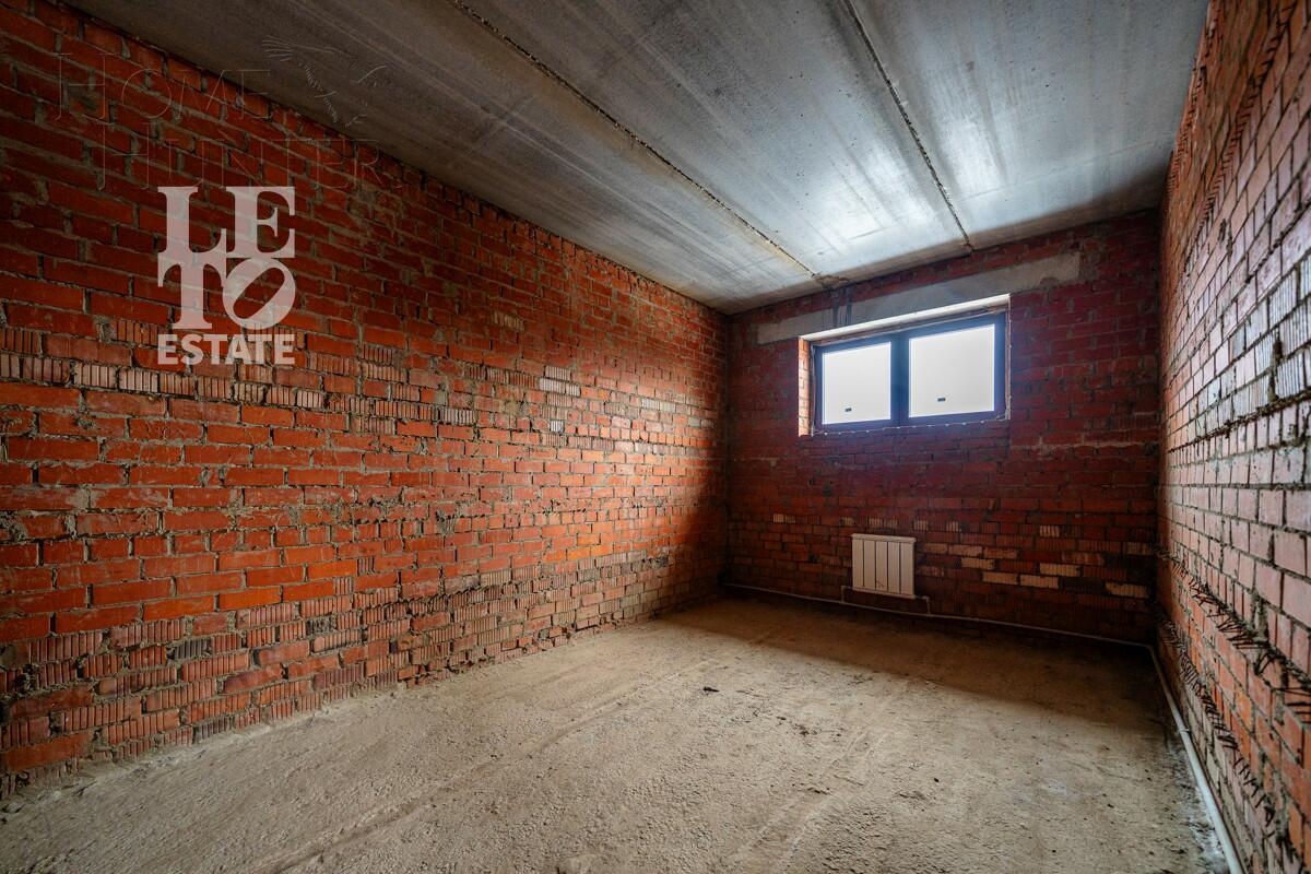 2-этажный коттедж 820 м² без отделки